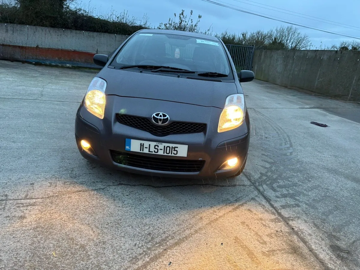 Toyota Yaris sport - Image 1