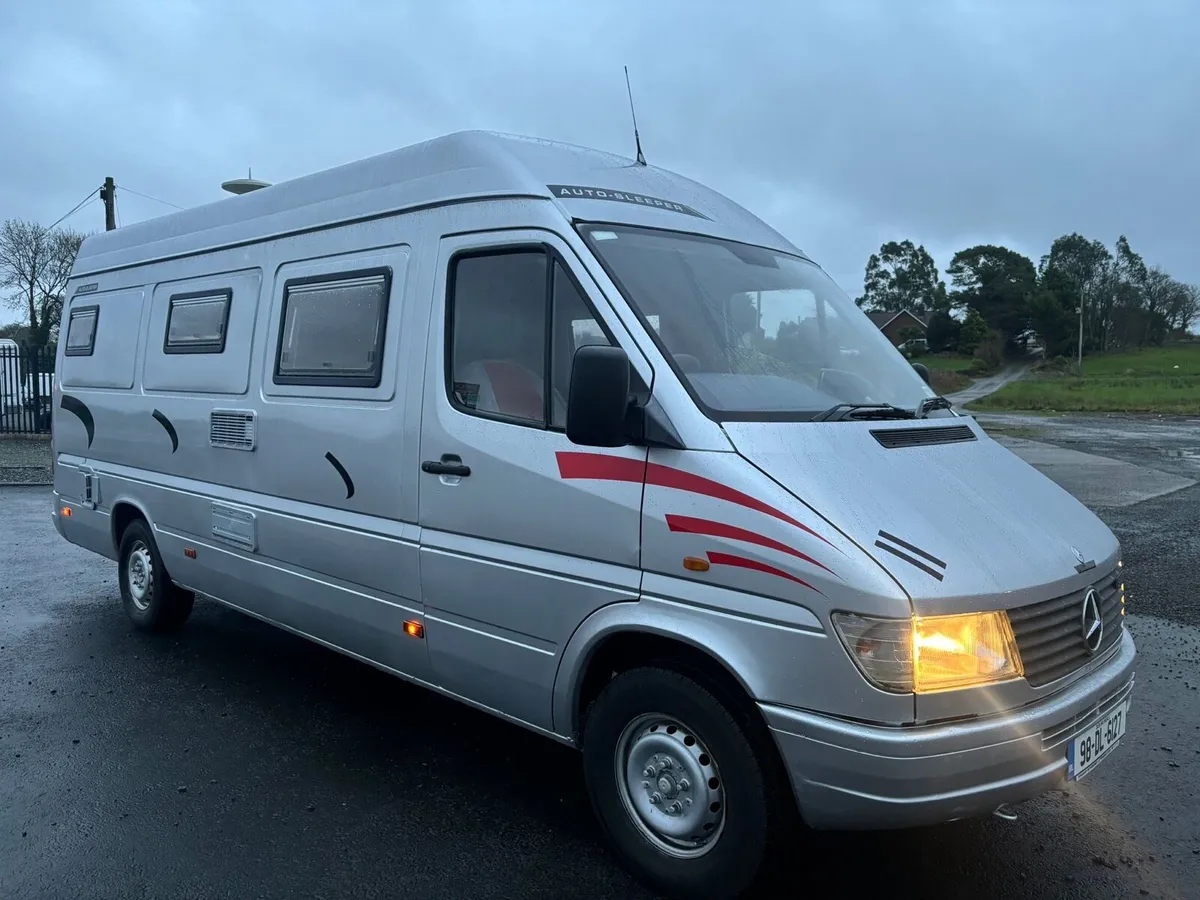Mercedes-Benz 310 auto sleeper 2 berth DOE & Tax - Image 2