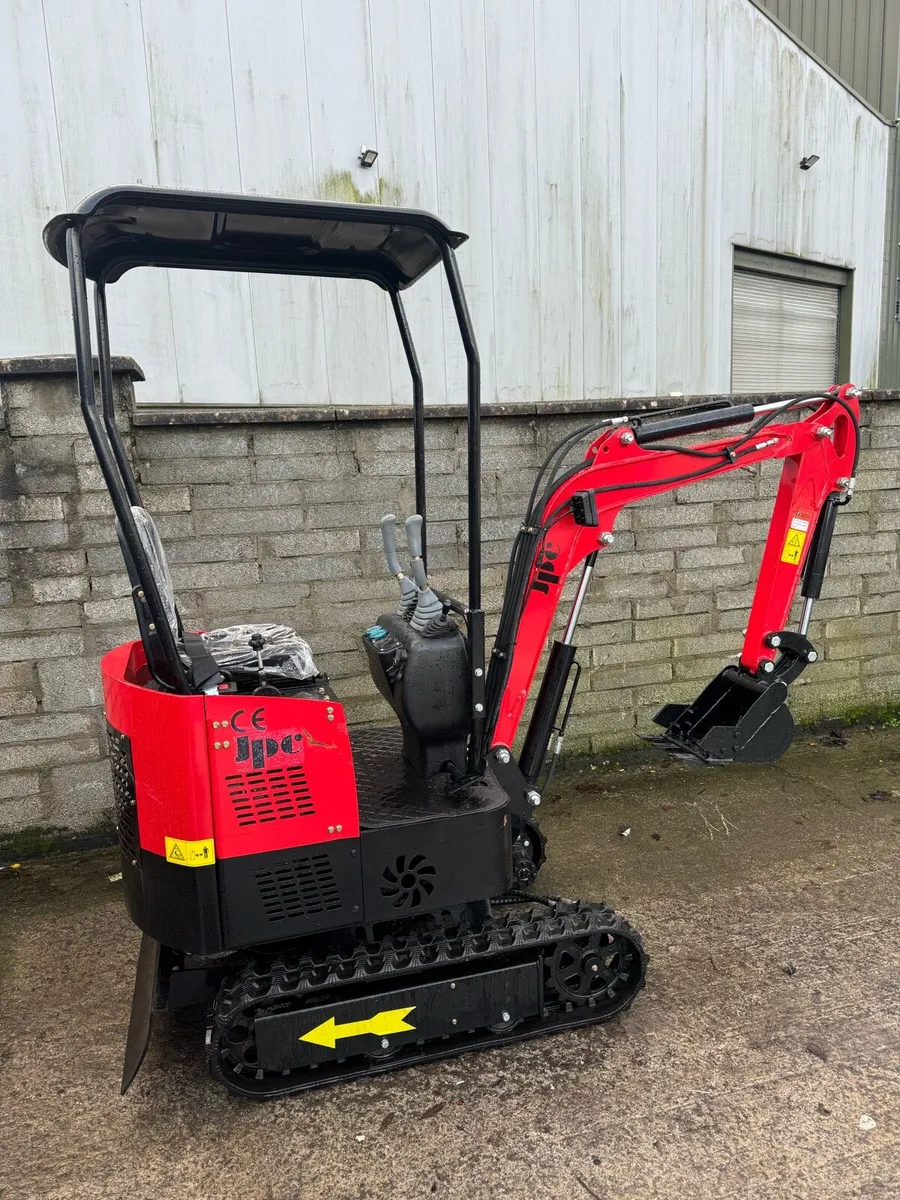 Brand new jpc mini digger - Image 2