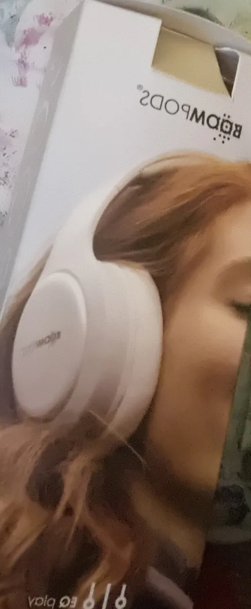 Boom Pods Pro 2 (Ivory/brand new) - Image 3