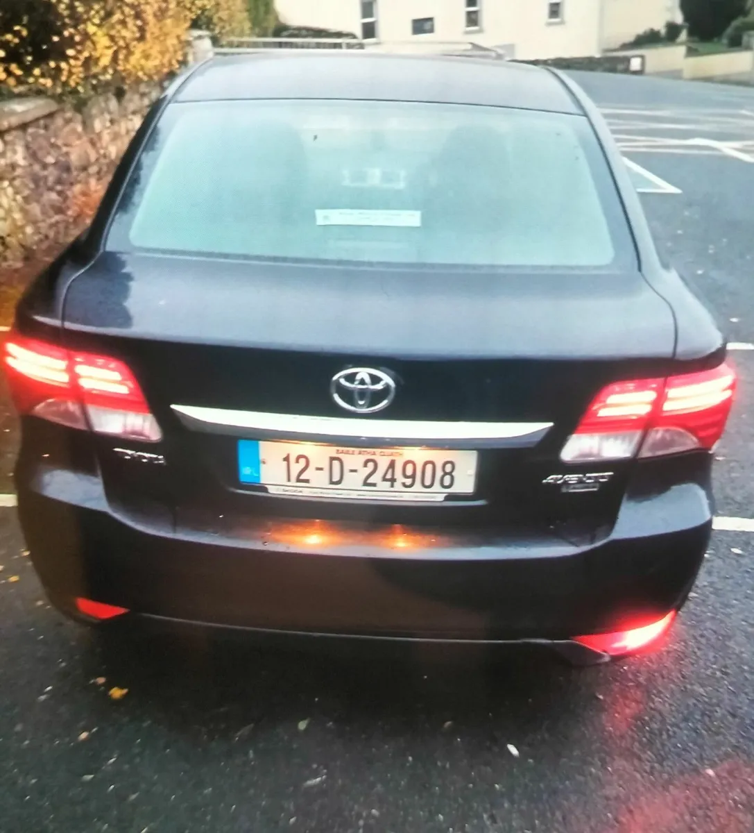 Toyota Avensis 2012 - Image 2