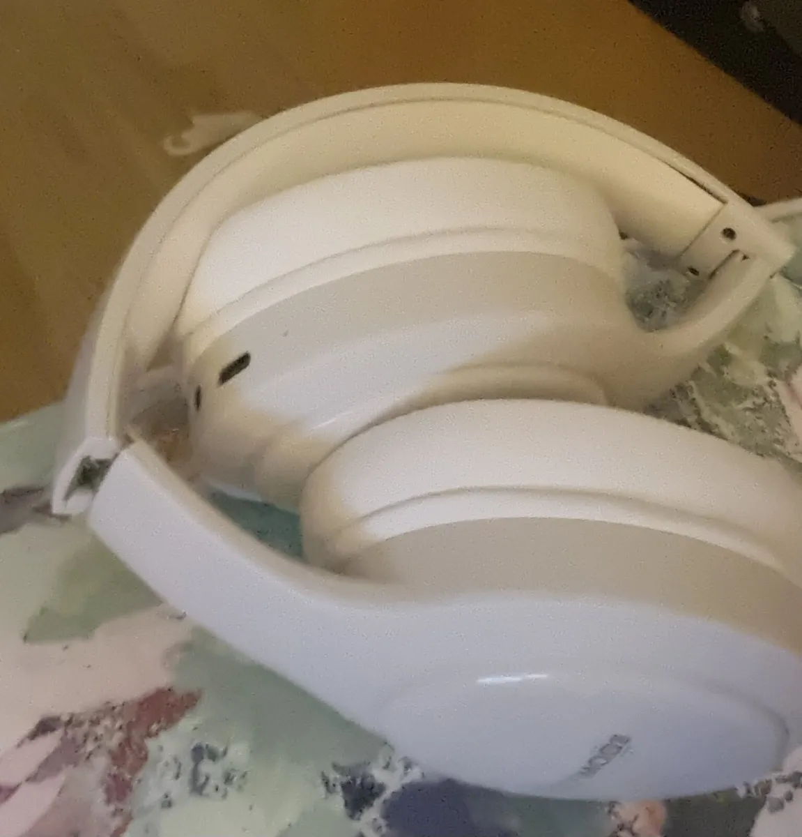 Boom Pods Pro 2 (Ivory/brand new) - Image 4