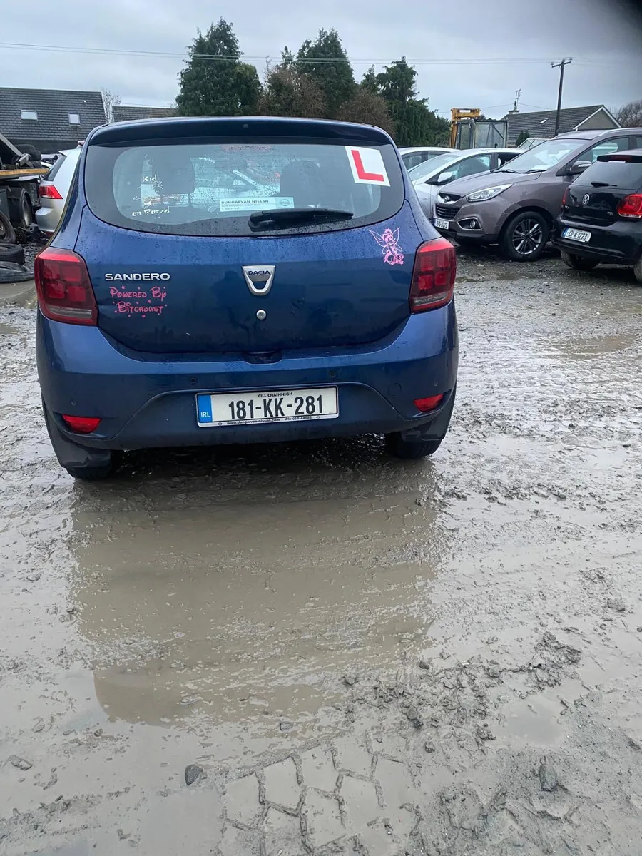 18 Sandero 1.0 petrol - Image 3