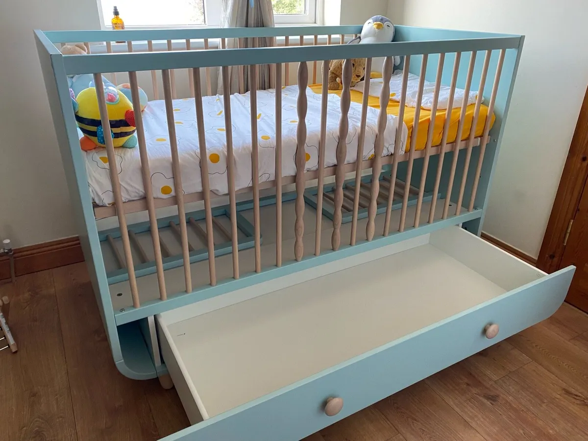 Premium Cot with drawer - Image 2