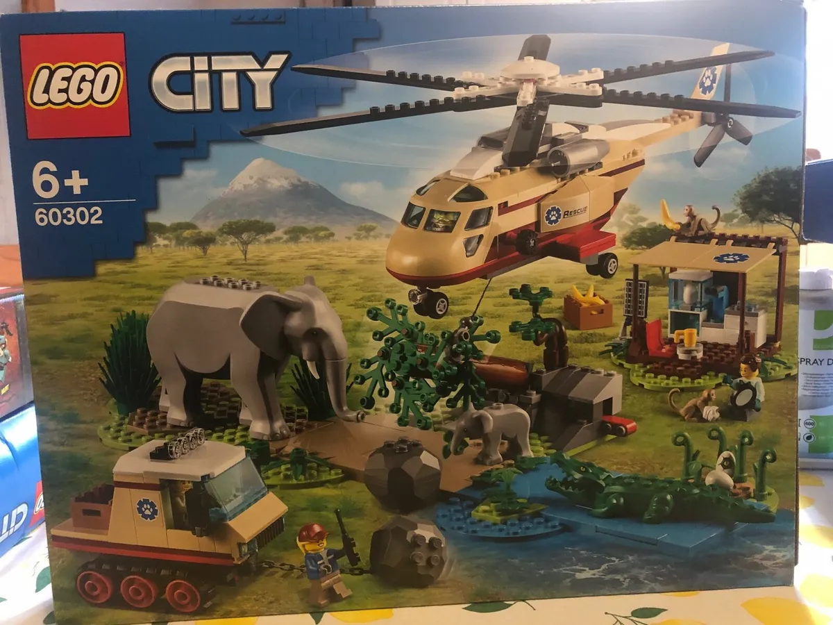 Lego City Fire Station,Donut Shop,Wildlife Rescue. - Image 2