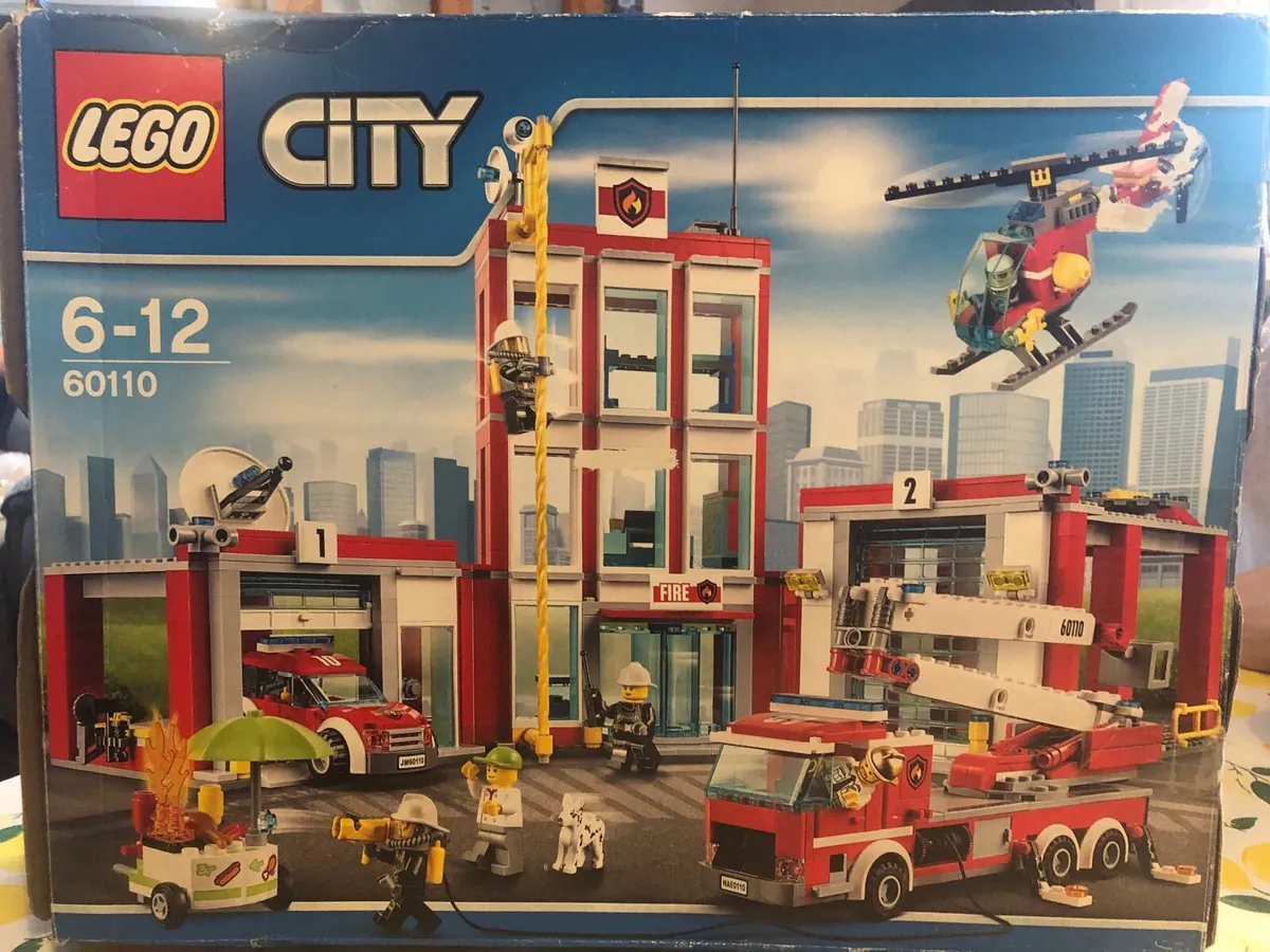Lego City Fire Station,Donut Shop,Wildlife Rescue. - Image 1