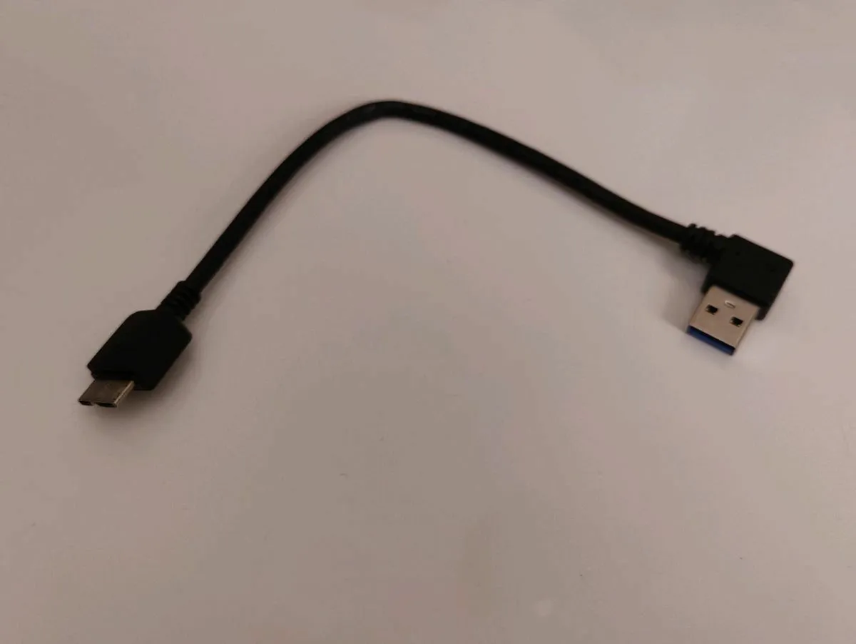 USB 3.0 Cable for External HDD – 90° Angle - Image 1