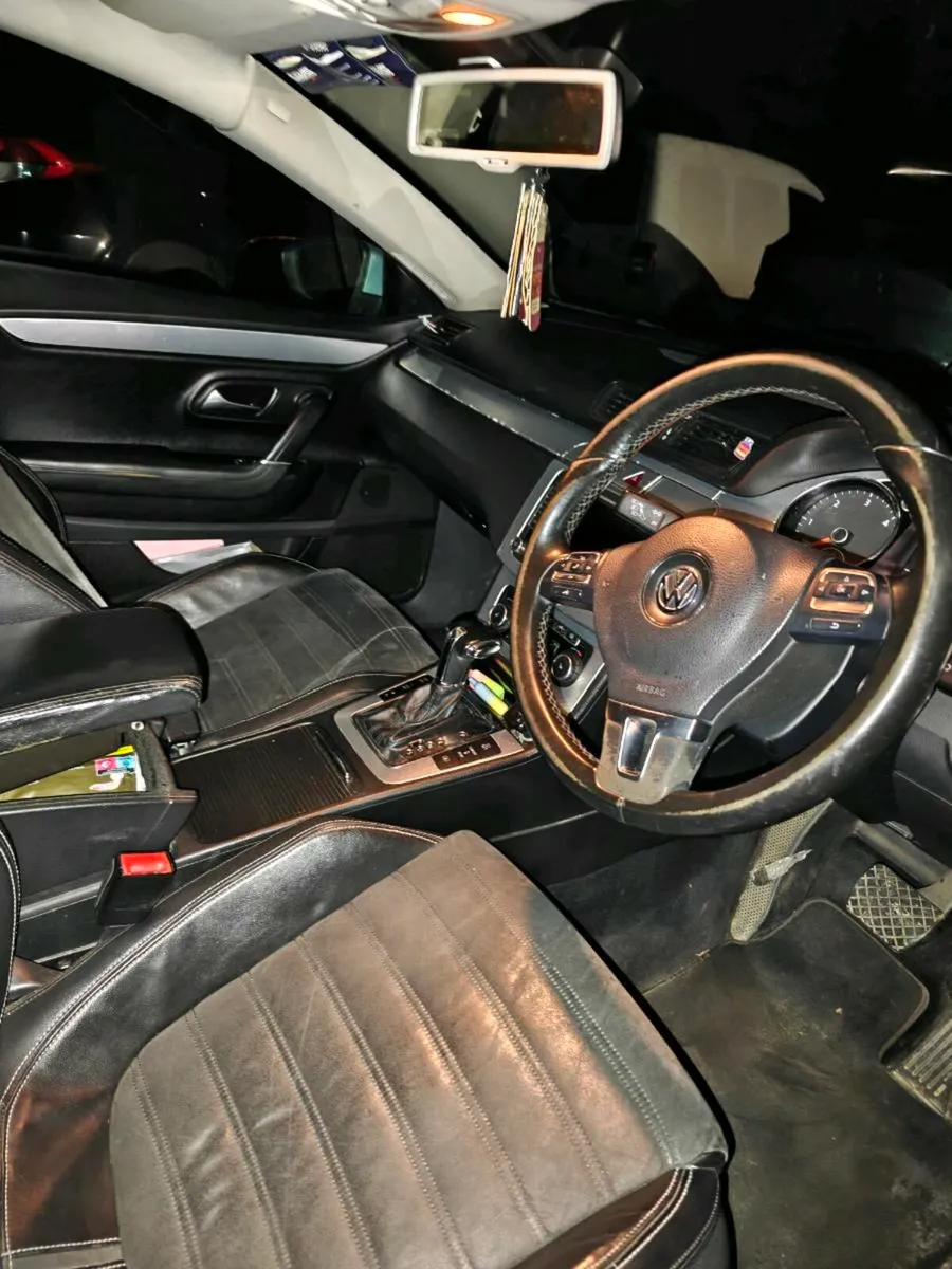 2009 Volkswagen Passat CC - Image 4