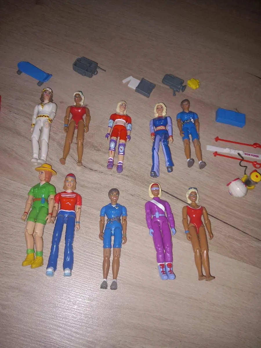 Vintage 1999 lanyard WOW girls action figures - Image 3