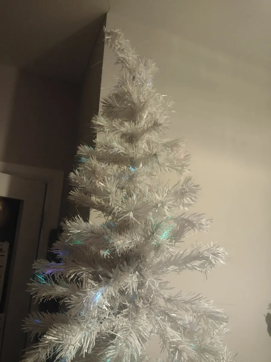 5ft white fibre optic Christmas tree - Image 3