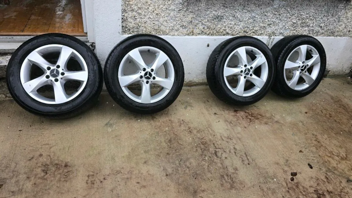 Mercedes Viano V Class wheels - Image 1
