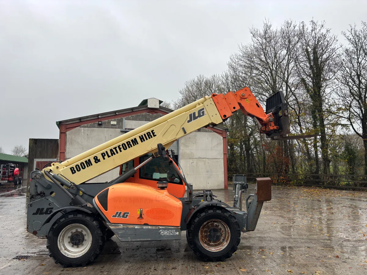 JLG  4017PS    (17 Meter Telehandler) - Image 4