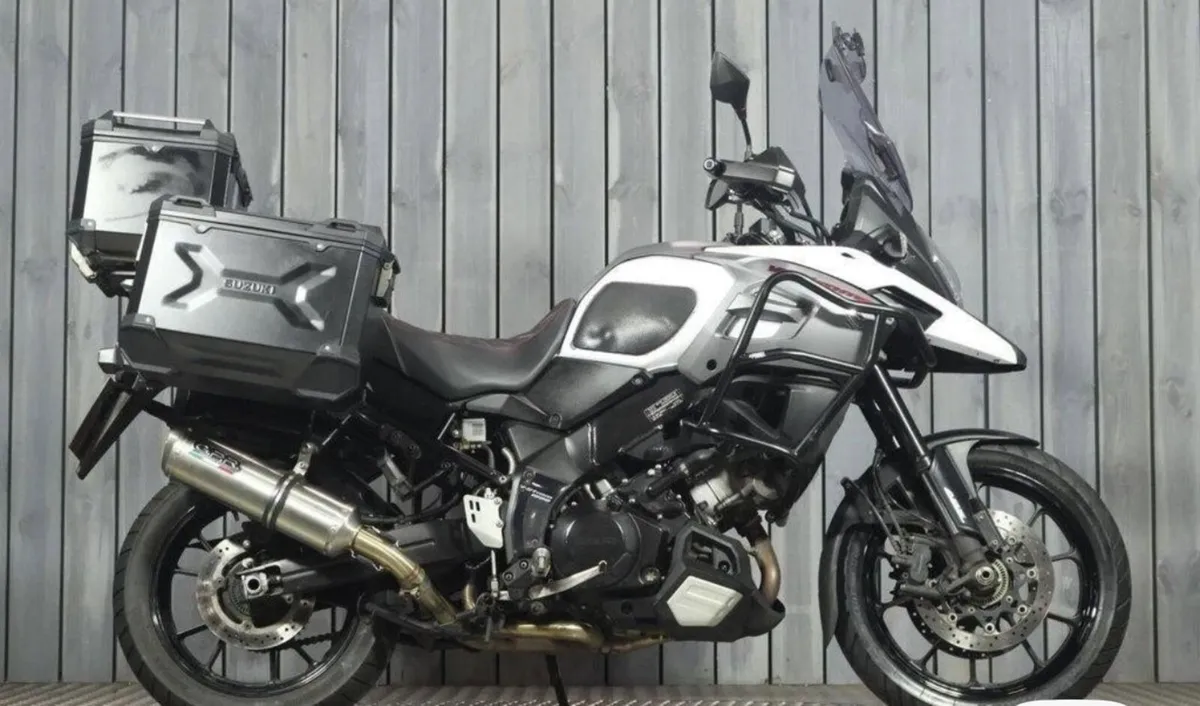 SUZUKI DL 1000  VSTROM - Image 1