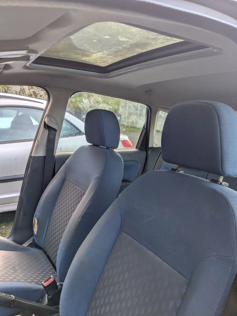 Ford Fiesta 2005 - Image 4