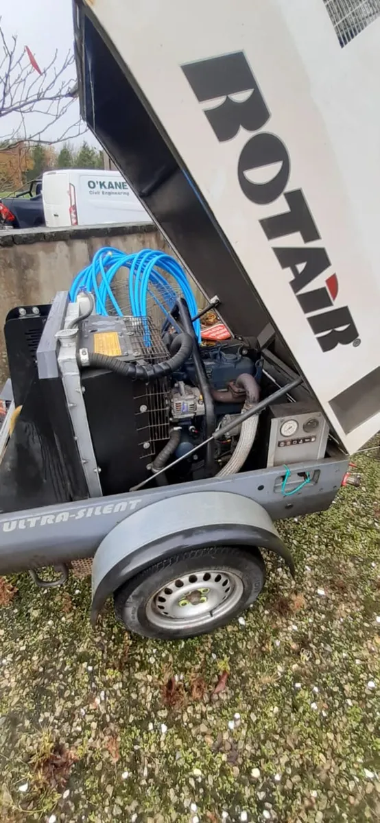 road compressor - Image 1