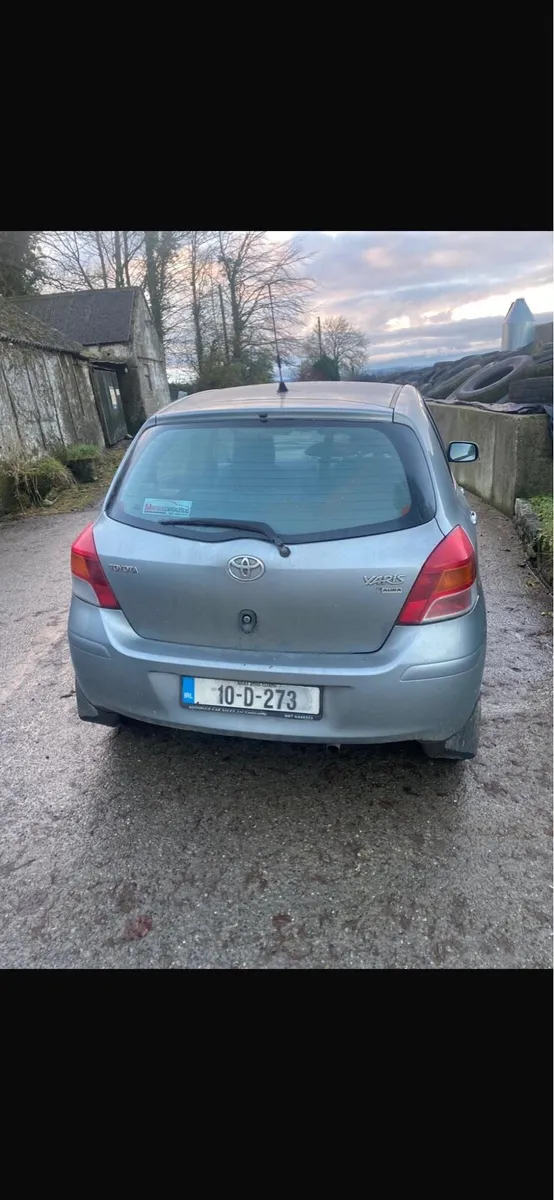 2010 Automatic Toyota Yaris - Image 1