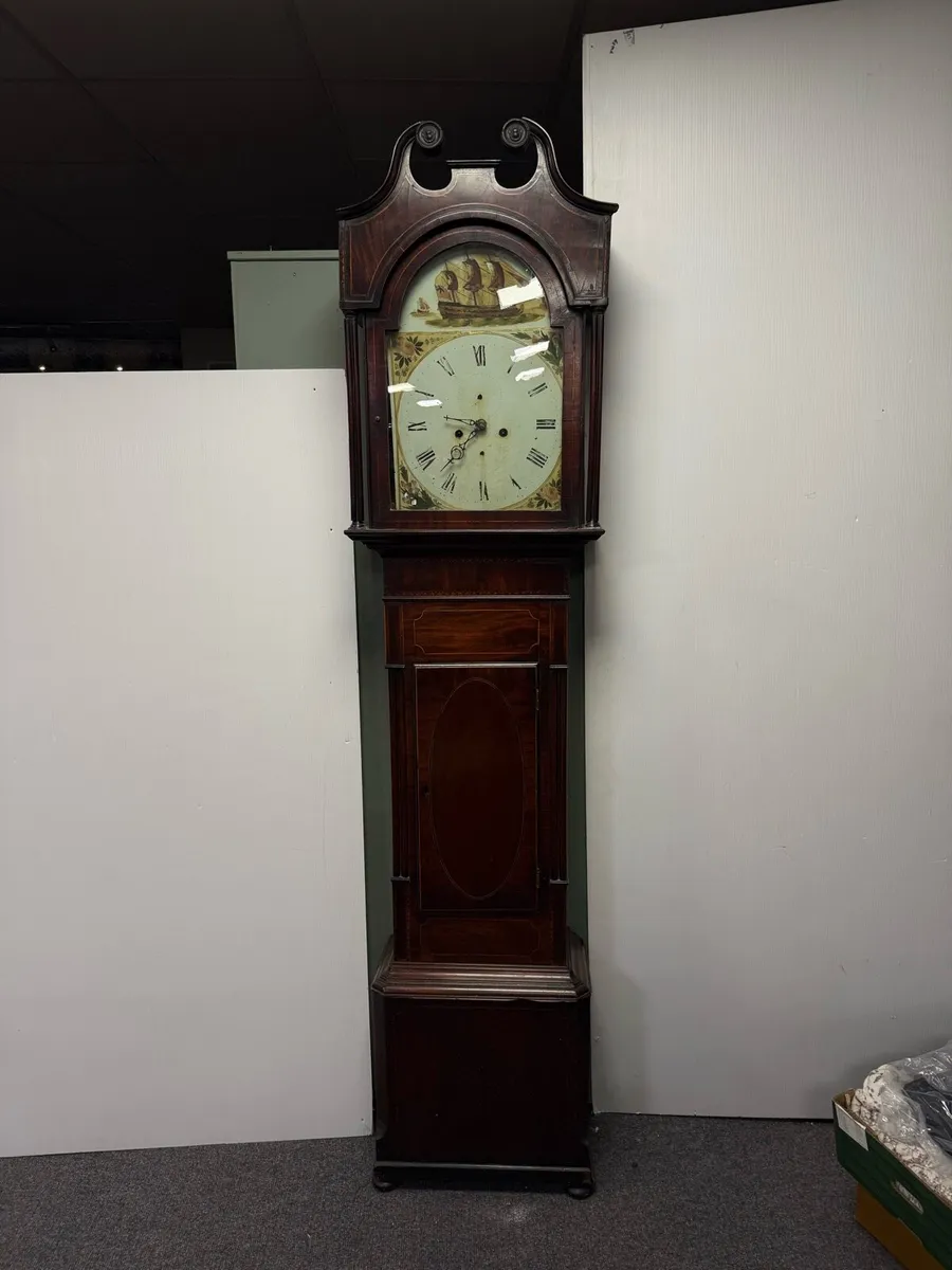Long case mahogany grandfather clock - complete - Image 1