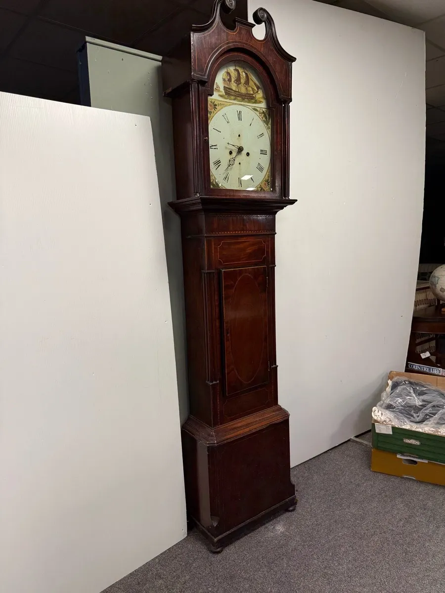 Long case mahogany grandfather clock - complete - Image 2