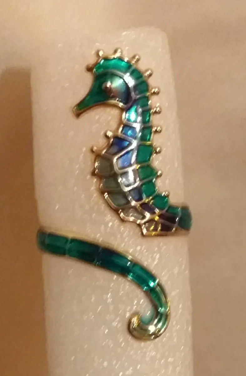 LADYS/GIRLS SEAHORSE RING AND EARRING SET. - Image 2