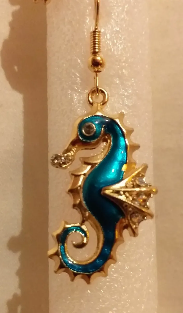 LADYS/GIRLS SEAHORSE RING AND EARRING SET. - Image 3