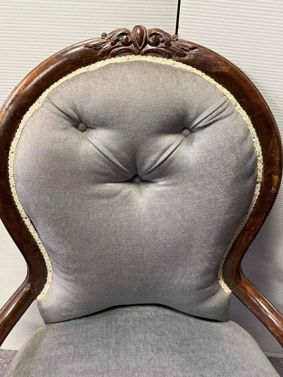 Pair of antique mahogany chairs - Image 4