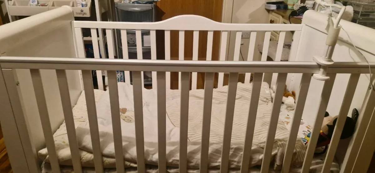 Cot Bed (Sleigh style) with drawer underneath - Image 2