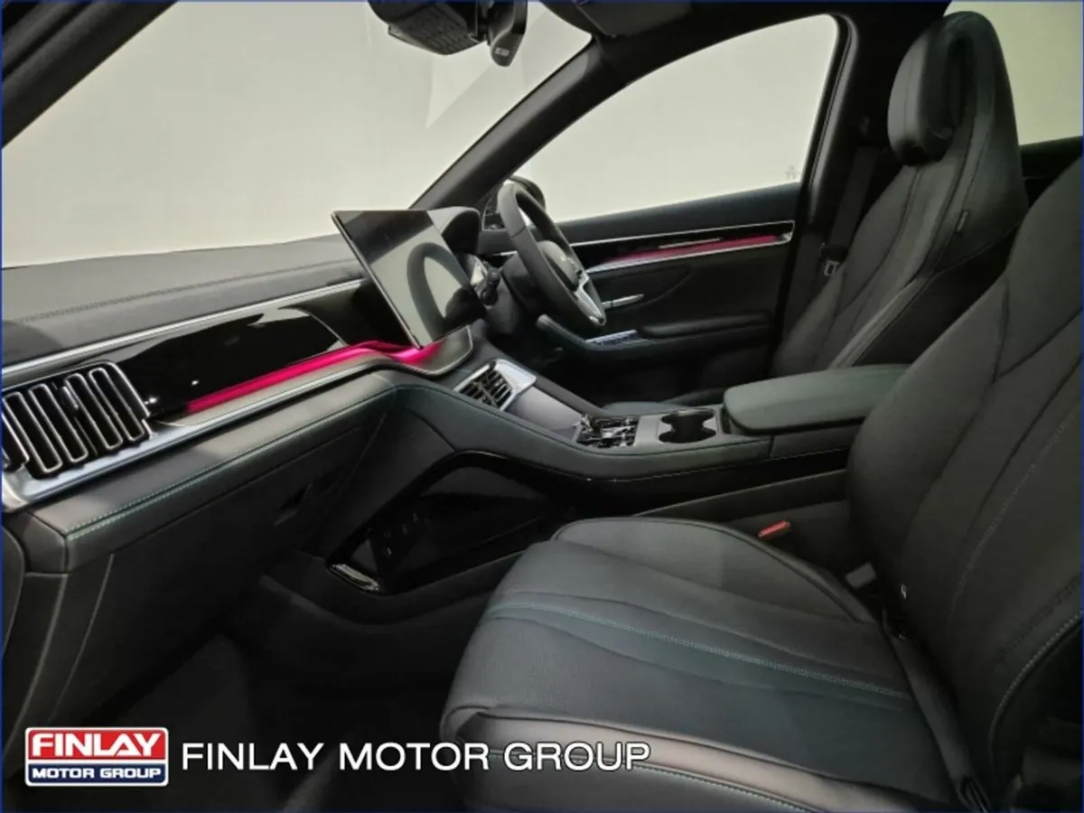 BYD SEAL U Boost PLUG-IN HYBRID 80km RANGE - Image 4