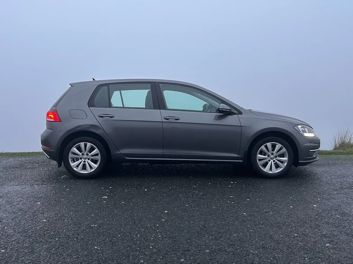 Volkswagen Golf Tsi - Image 2