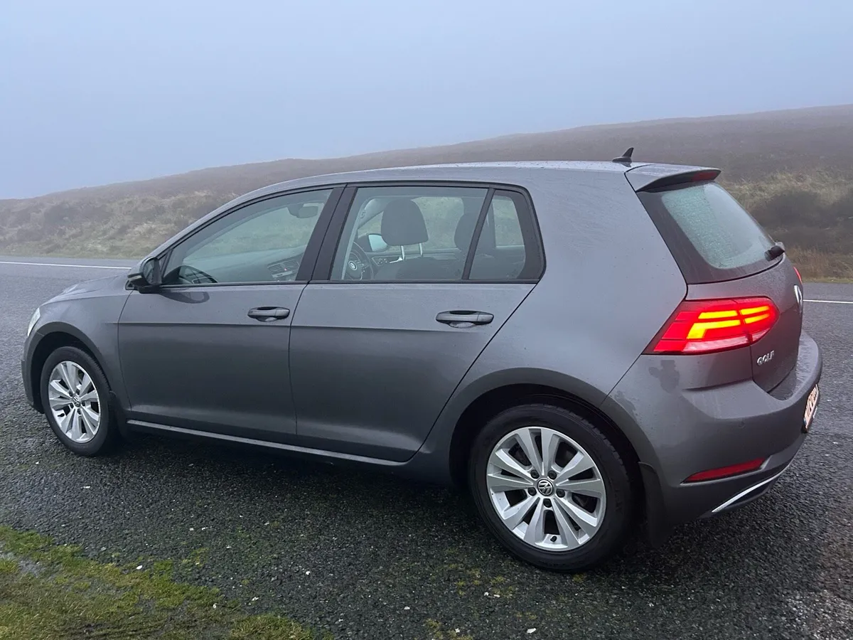 Volkswagen Golf Tsi - Image 4