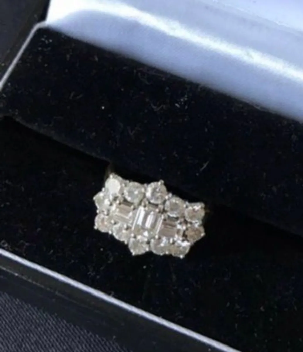 Diamond ring - Image 1