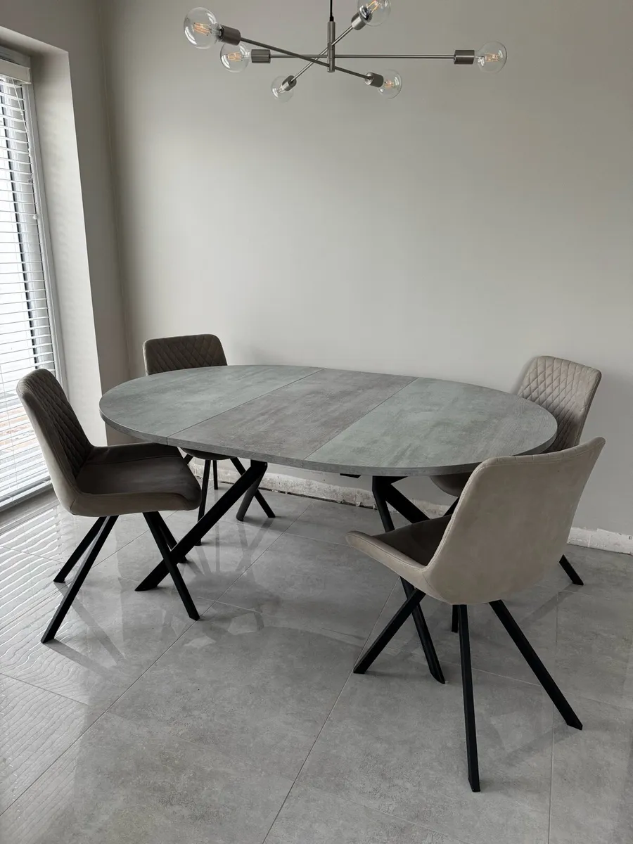 Kitchen tables, chairs, lighting - Image 1