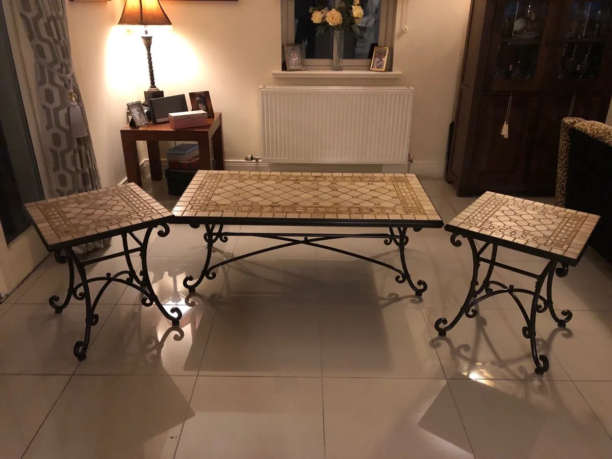 Coffee table and side tables - Image 2