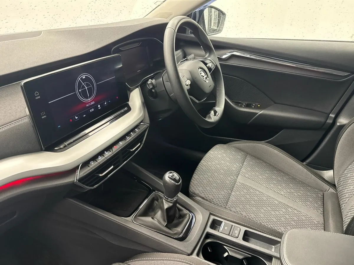 Skoda Octavia 2.0TDI STYLE *BLACK FRIDAY FLASH SAL - Image 4