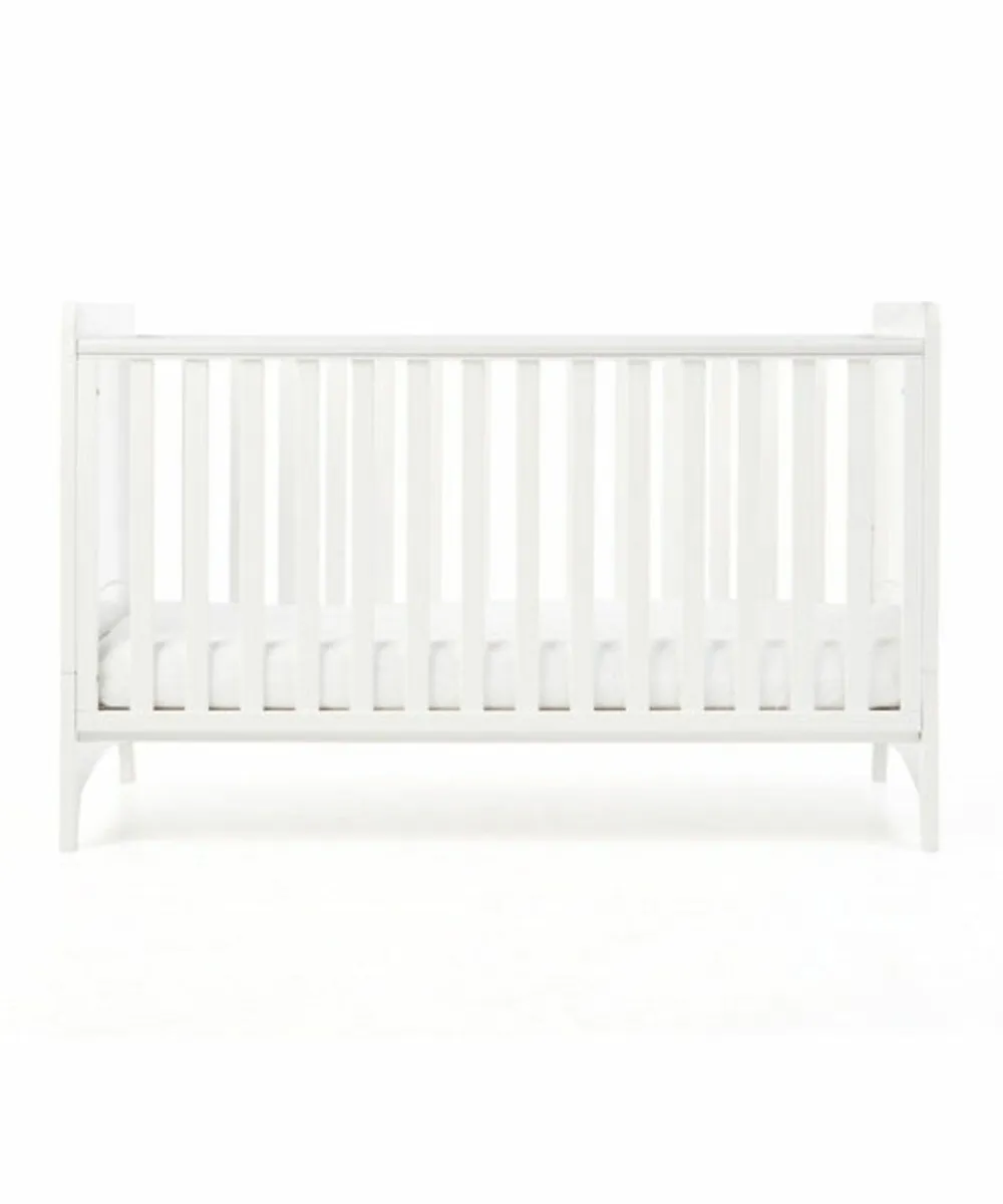 Mothercare Camberley cot - Excellent Condition - Image 2