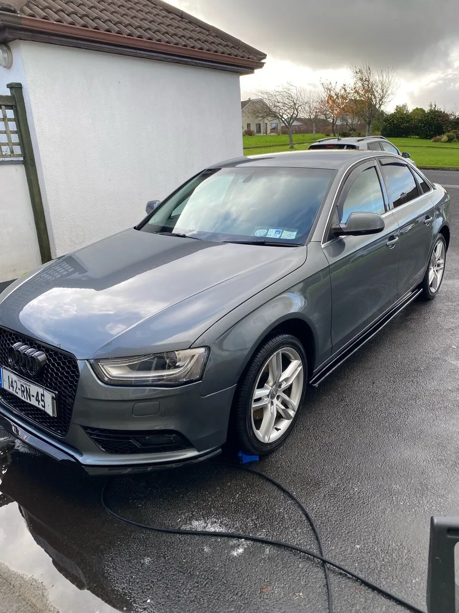 Audi A4 - Image 2