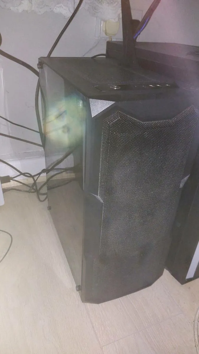 Gaming PC + Mouse & Keyboard - Image 3