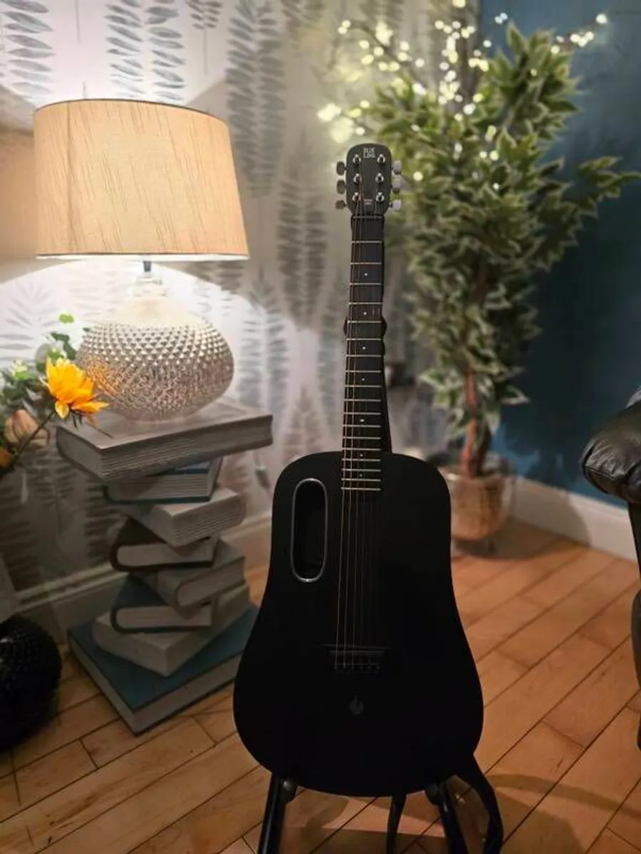 Smart Guitar - Image 1