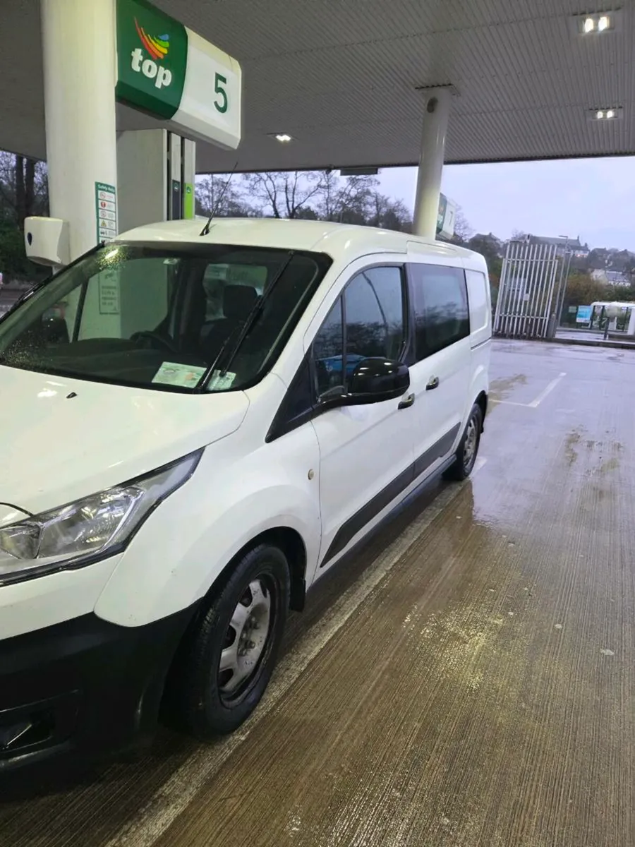 Ford transit Connect 5 seat crew cab - Image 3