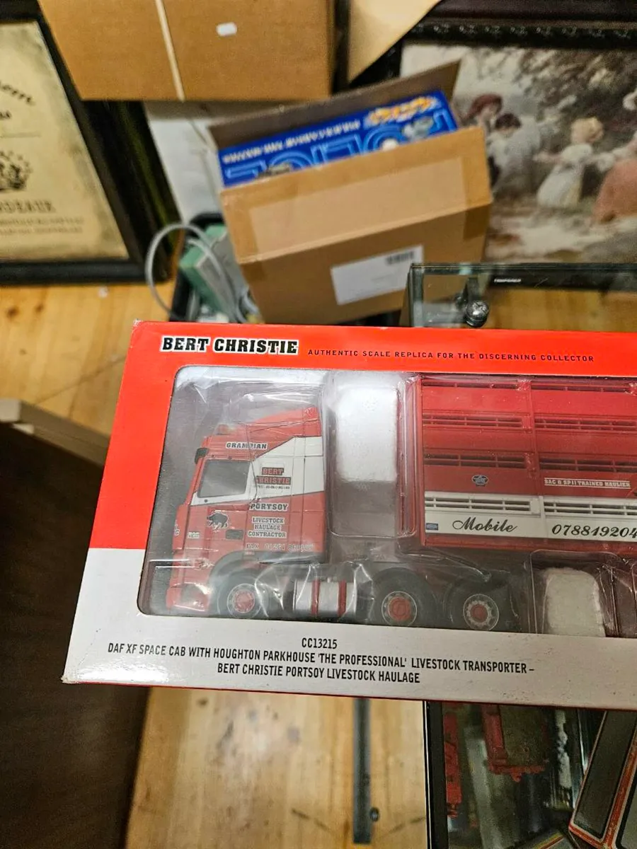 Corgi DAF Tractor Unit and Livestock Trailer 1.50 - Image 2