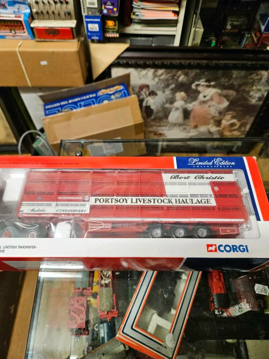 Corgi DAF Tractor Unit and Livestock Trailer 1.50 - Image 3