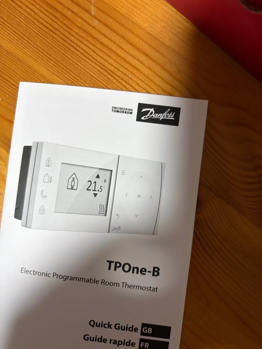 Thermostat (TPOne) Programmable room - Image 1