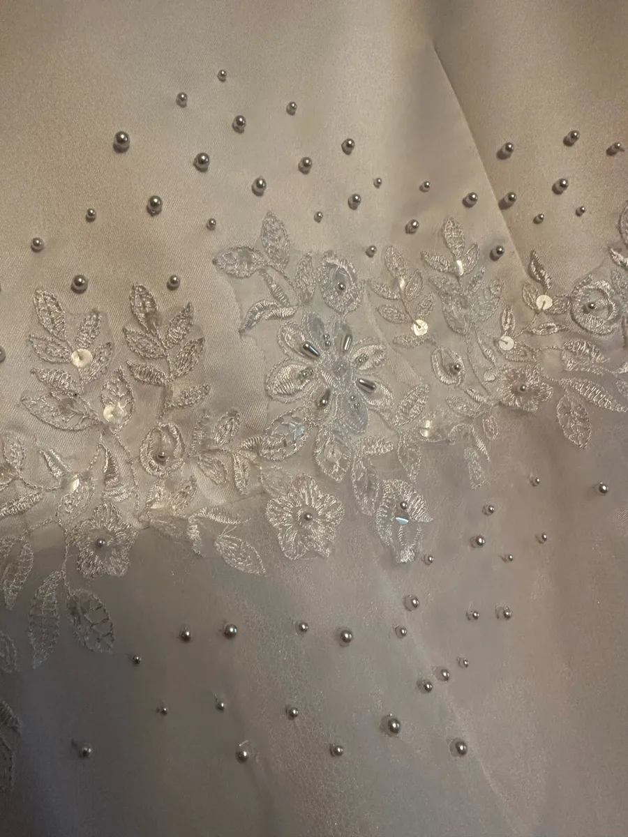 Communion dress - Image 3