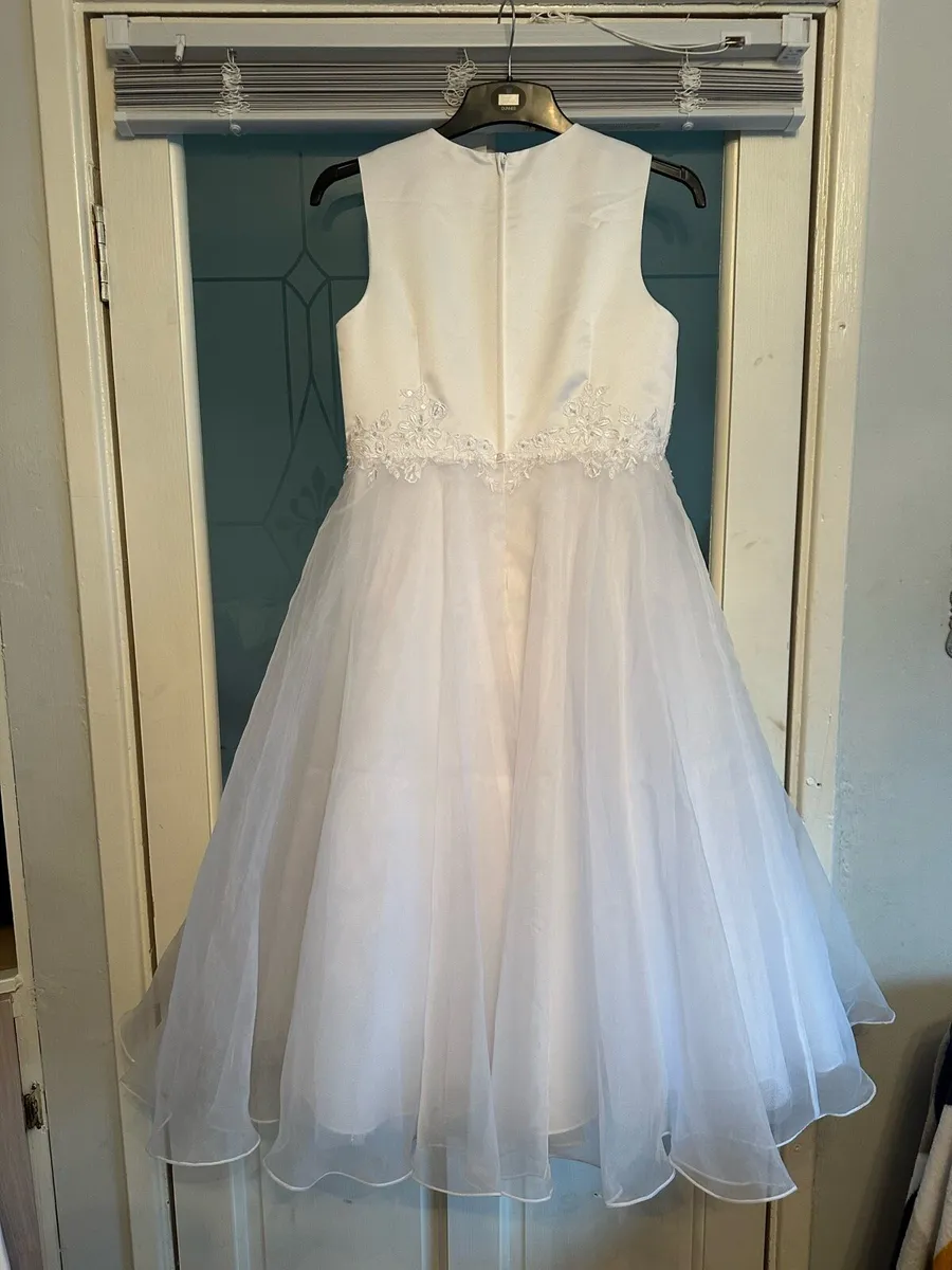 Communion dress - Image 4