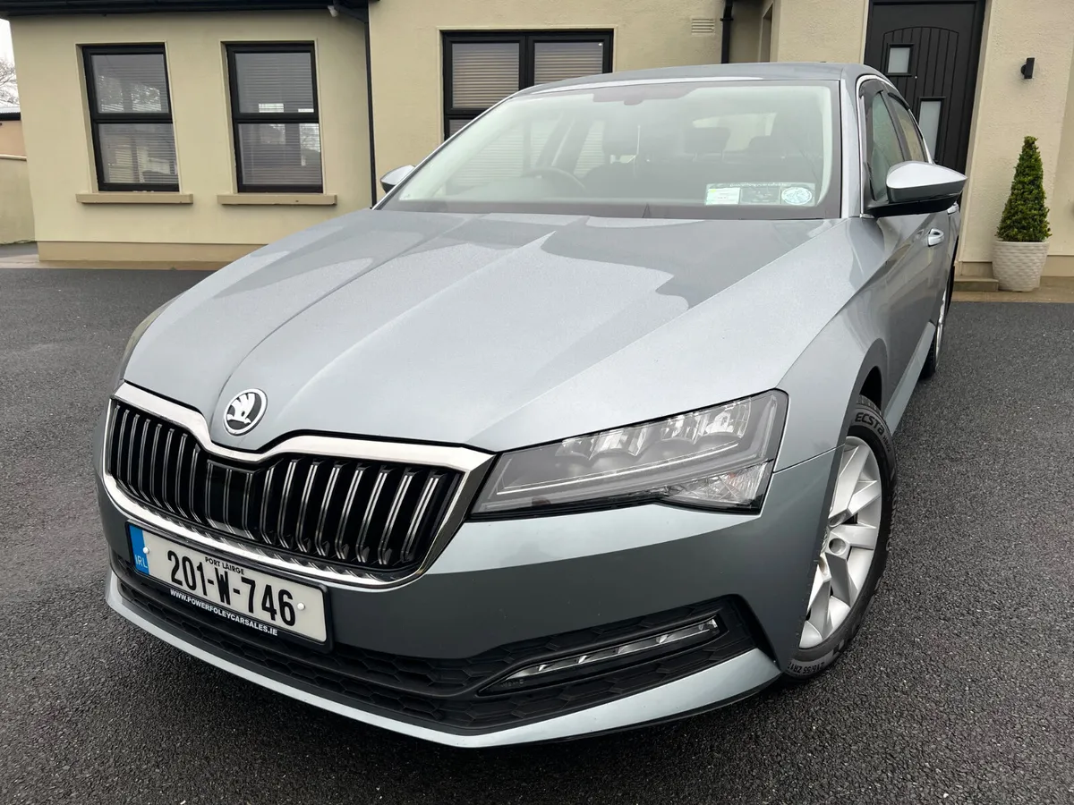 2020 (201)Skoda Superb Ambition 1.6 Diesel Auto - Image 1