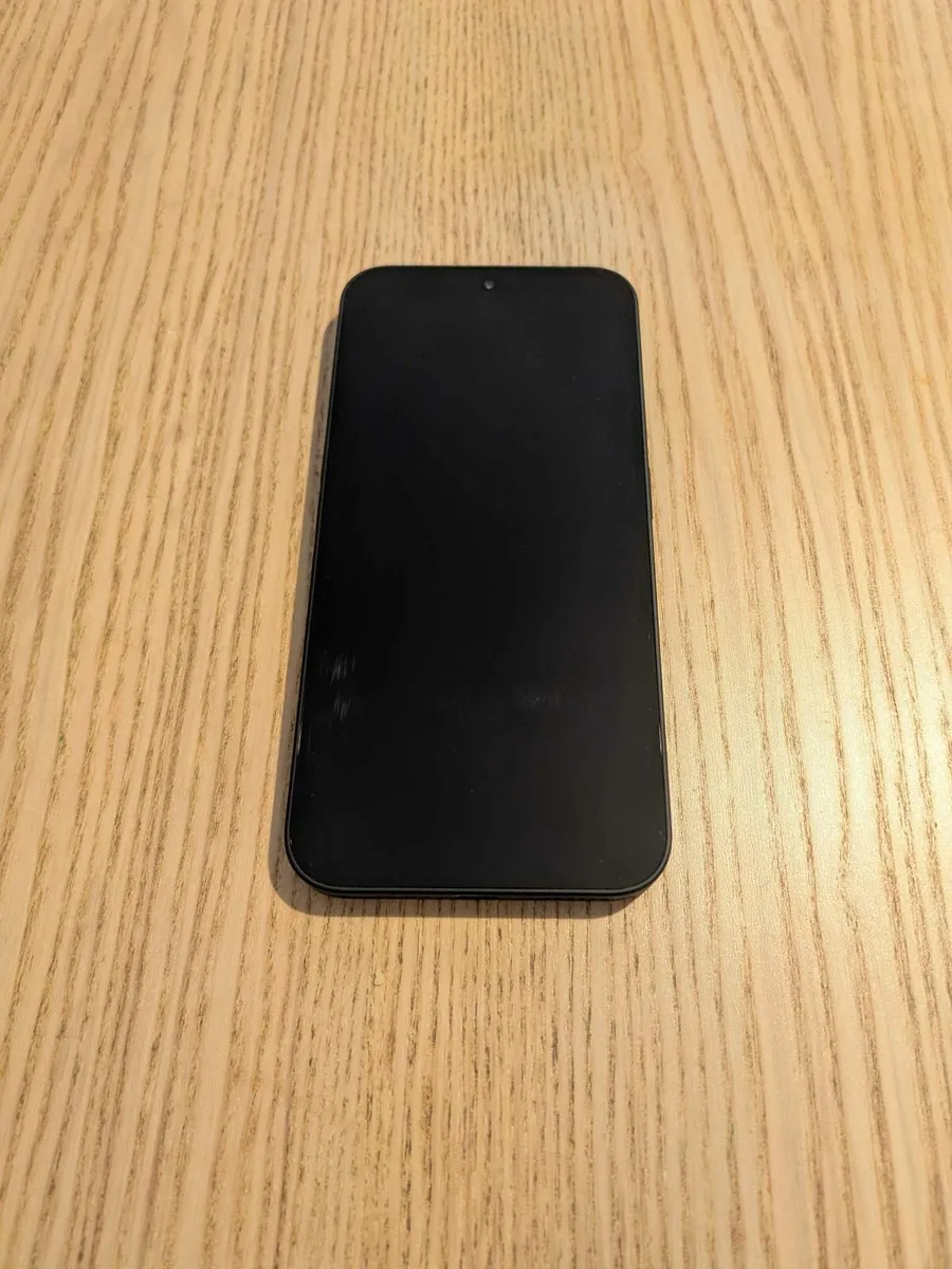 Nothing Phone 2a - Image 3