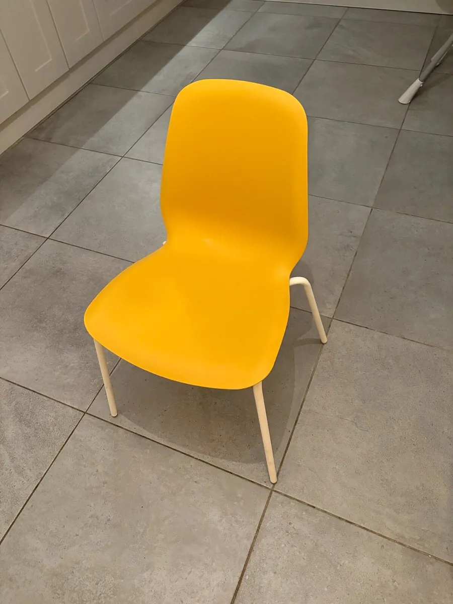 Chairs x 2 - Image 1