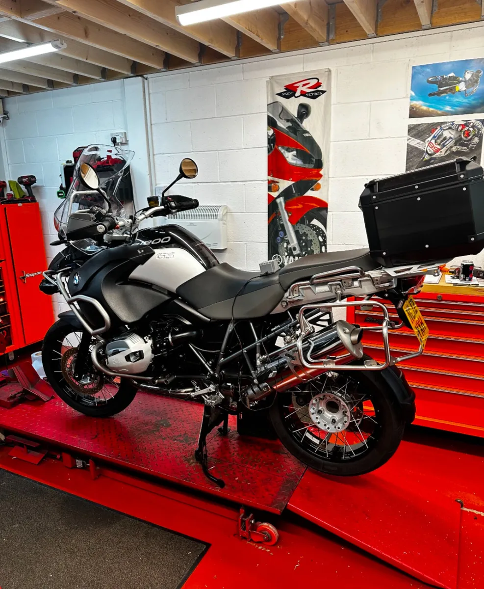 BMW R1200 GSA triple black (swap) - Image 2