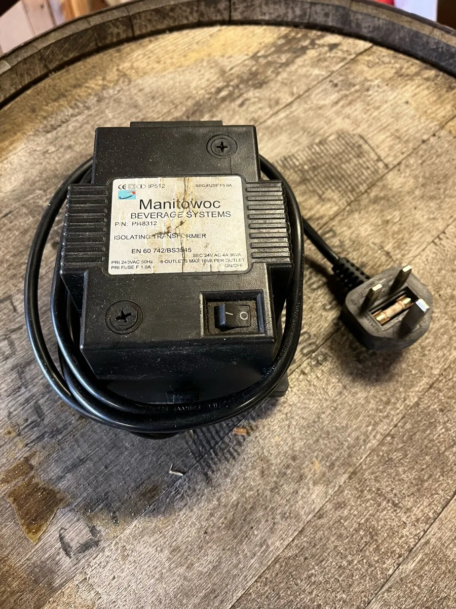 Miscellaneous bar paraphernalia - Image 1