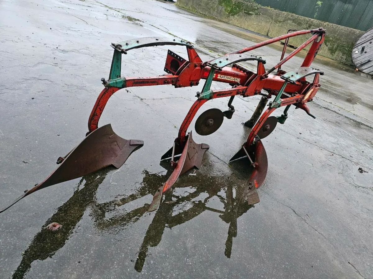 Kverneland 3-Furrow Plough - Image 3