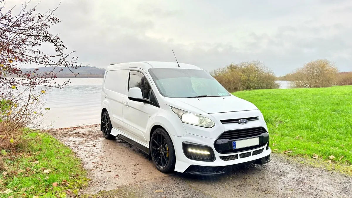 Transit Connect 200 limited M-Sport - Image 1